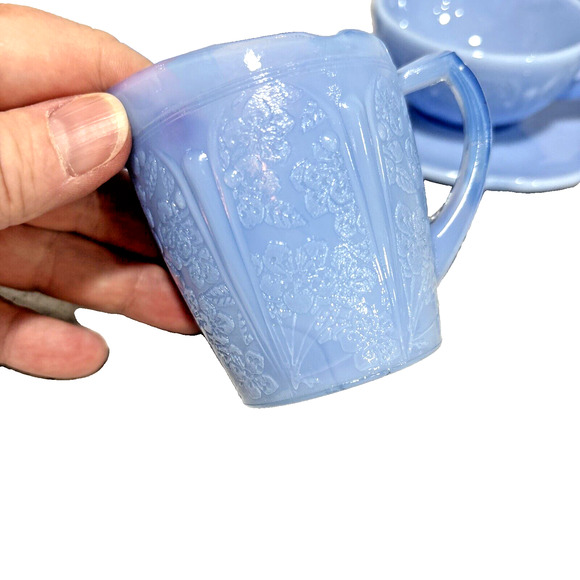 Delphite Blue Jeannette Child's Tea Set Cups Saucers Creamer Plates Lot 12 PCS - Picture 4 of 15